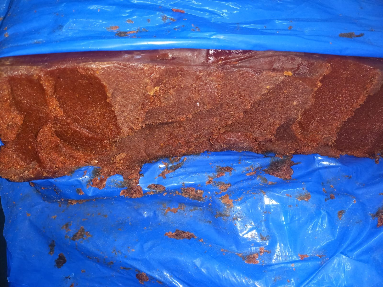 Date Paste vs. Refined Sugar: A B2B Guide to Better-for-You Formulations